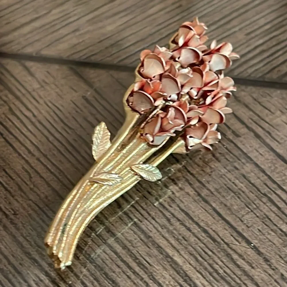 Vintage Rose Flower Pin DM 1997 “David Monn” Rose Bouquet